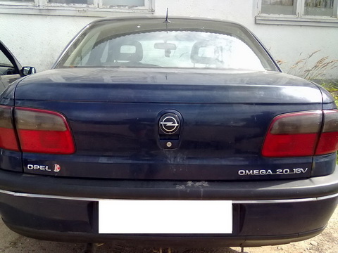 A426 Opel OMEGA 1996 2.0 Mechaninė Benzinas/Dujos